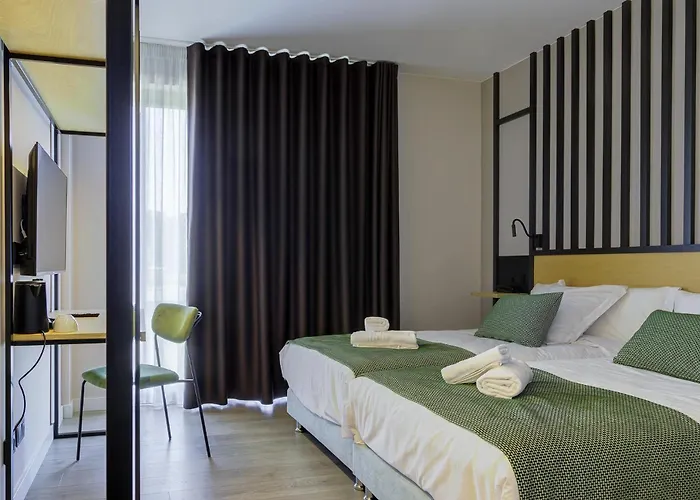 Hotel Portomarin Star